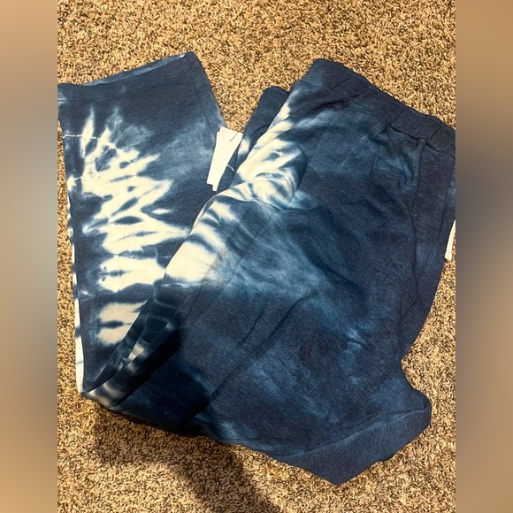 Livi Active Pants - NWT Livi Activewear Tie Dye Joggers Size 26 plus size